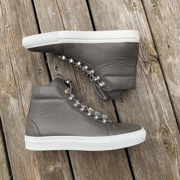 Brand New in Box Premium Leather Sneakers 37 - Picture 3 of 3